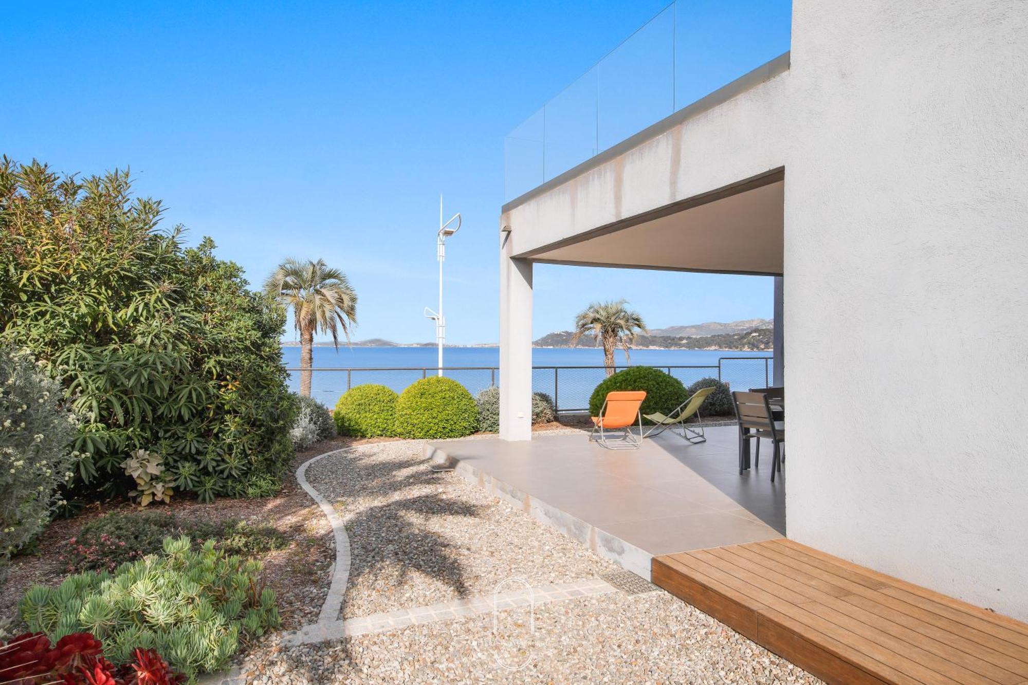 Villa Antoine Appartement Rdj Vue Mer Clim Wifi Parking Plage 50M La Garonne Le Pradet Zewnętrze zdjęcie