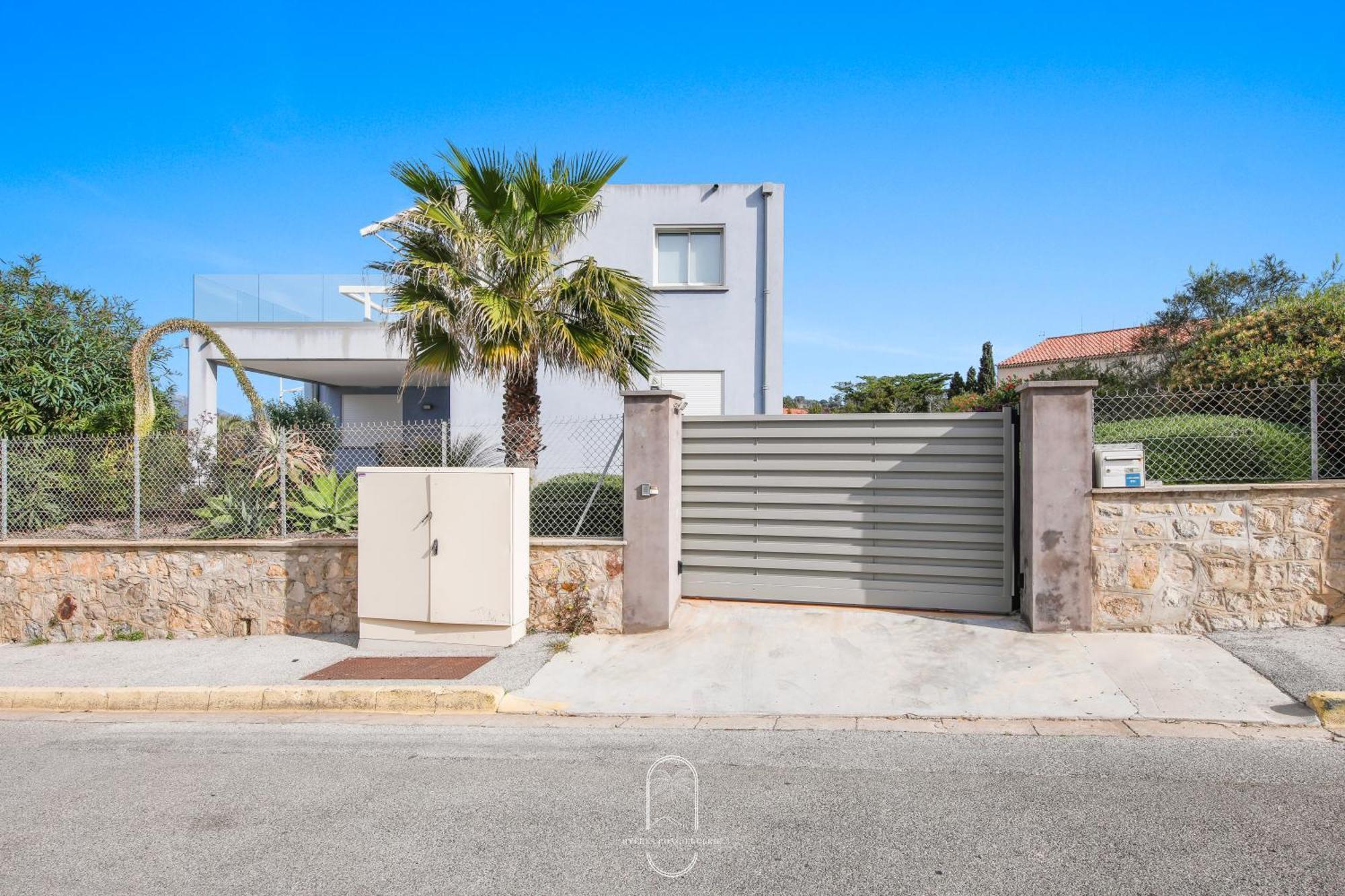 Villa Antoine Appartement Rdj Vue Mer Clim Wifi Parking Plage 50M La Garonne Le Pradet Zewnętrze zdjęcie