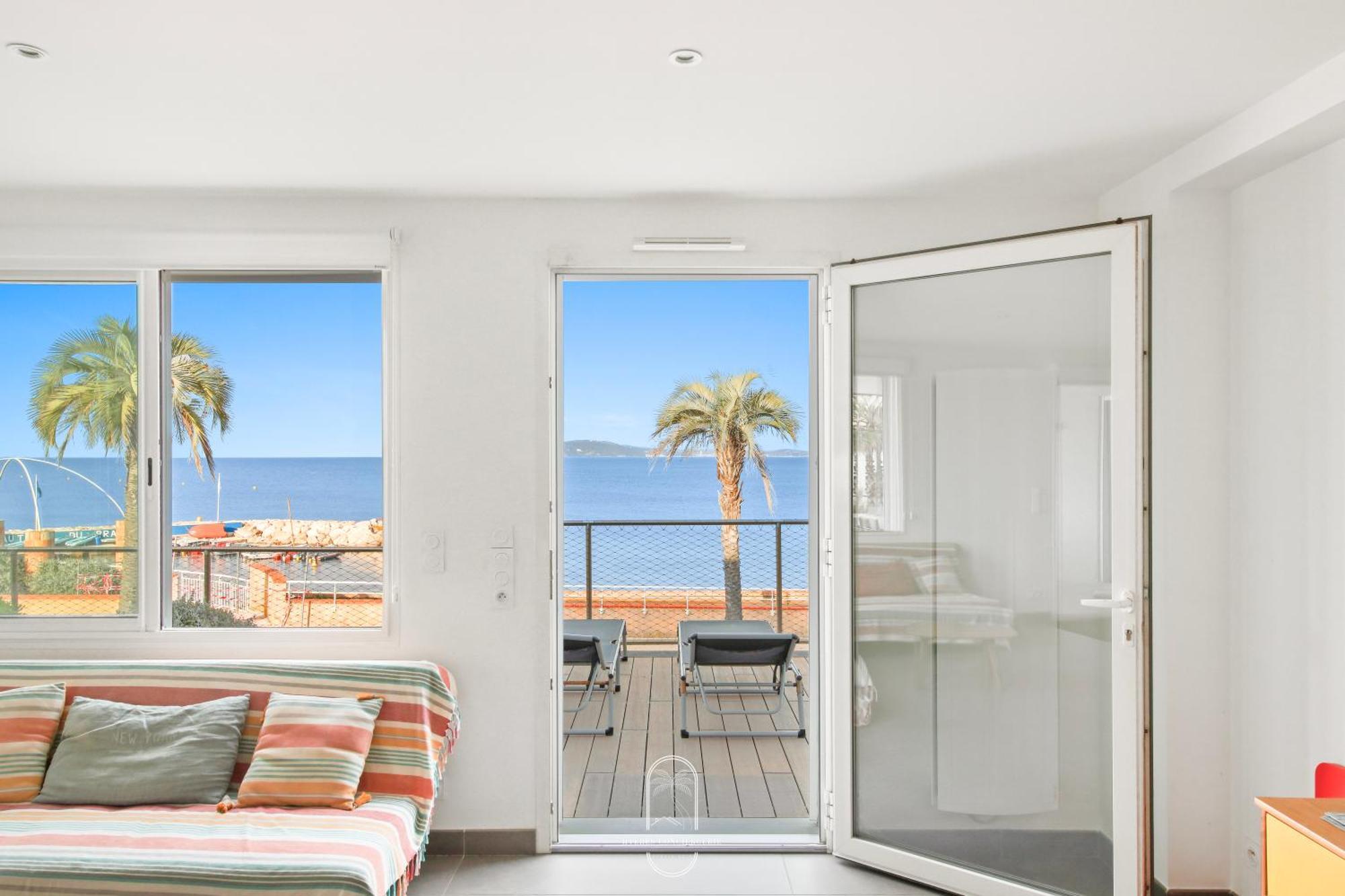 Villa Antoine Appartement Rdj Vue Mer Clim Wifi Parking Plage 50M La Garonne Le Pradet Zewnętrze zdjęcie