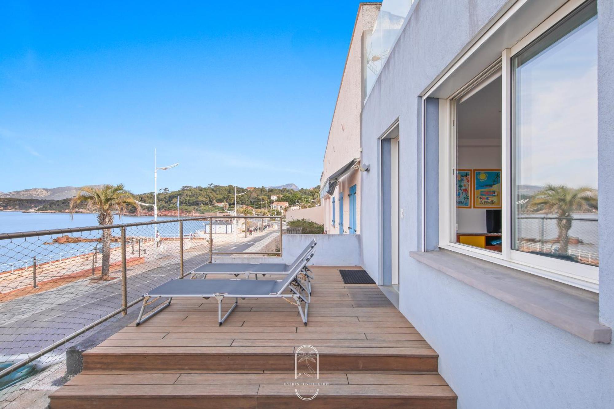 Villa Antoine Appartement Rdj Vue Mer Clim Wifi Parking Plage 50M La Garonne Le Pradet Zewnętrze zdjęcie