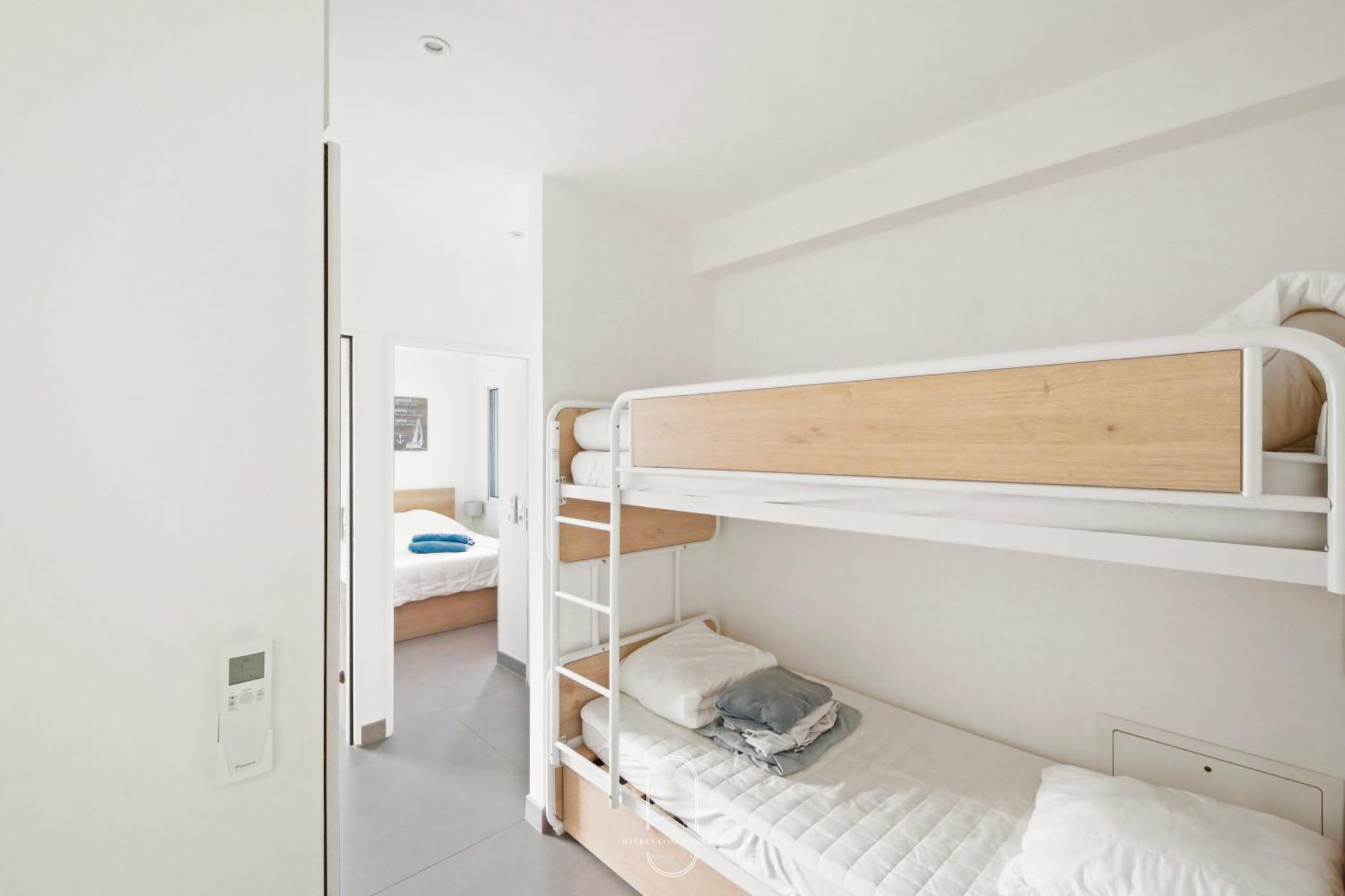 Villa Antoine Appartement Rdj Vue Mer Clim Wifi Parking Plage 50M La Garonne Le Pradet Zewnętrze zdjęcie