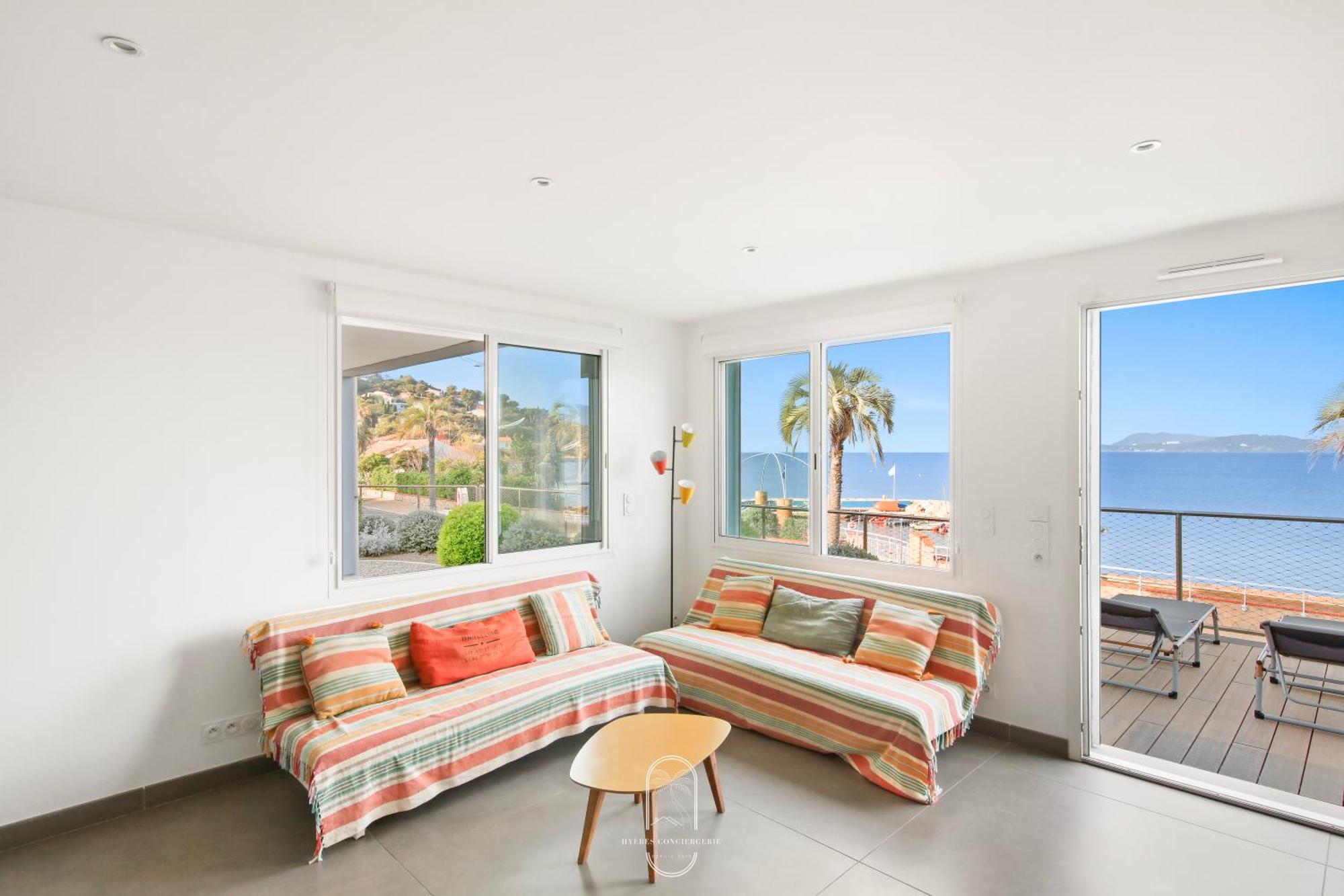 Villa Antoine Appartement Rdj Vue Mer Clim Wifi Parking Plage 50M La Garonne Le Pradet Zewnętrze zdjęcie